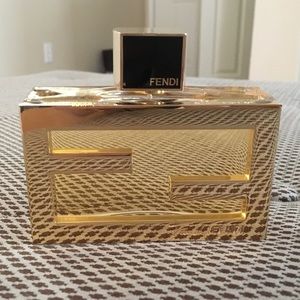 Fan di Fendi Perfume
